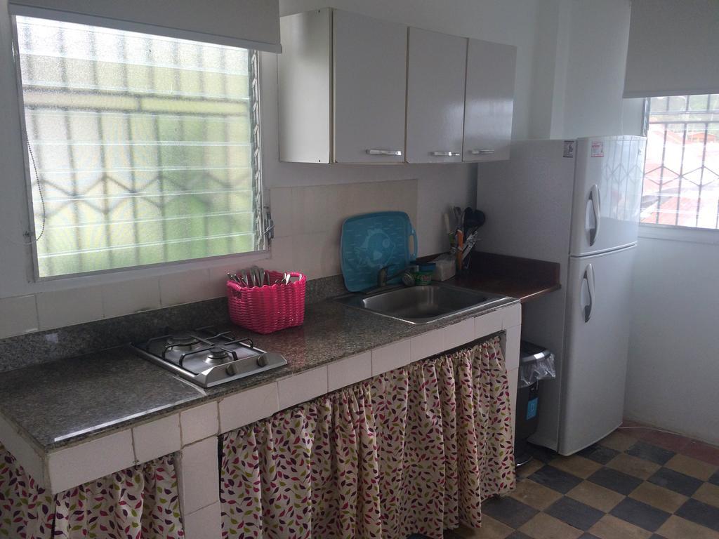 Casa Del Rayo Verde Hotelito Solidario ポルトベロ 部屋 写真